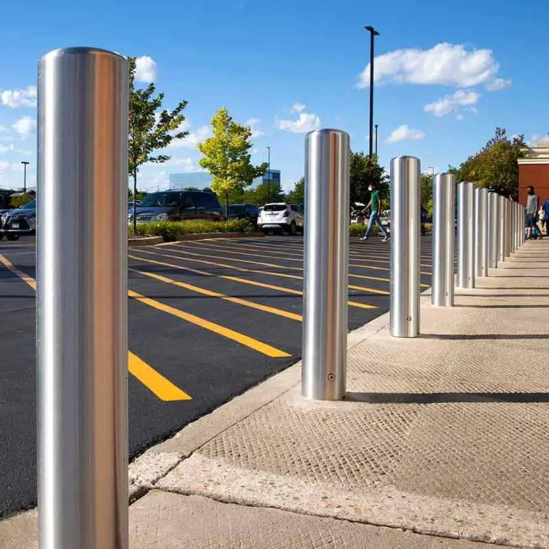 Stainless Steel Grade 316 L Bollard for Street Traffic Safety